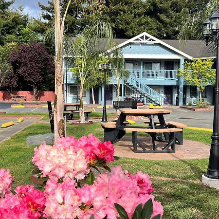 Best Western Country Inn Фортуна Екстер'єр фото