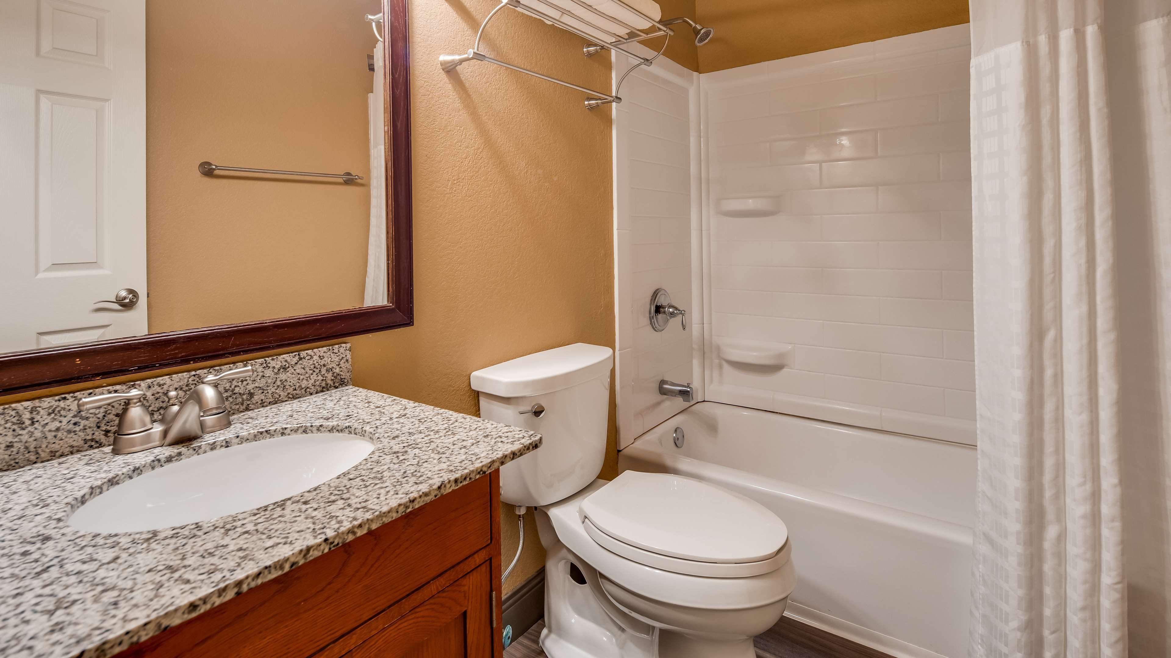 Best Western Country Inn Фортуна Екстер'єр фото