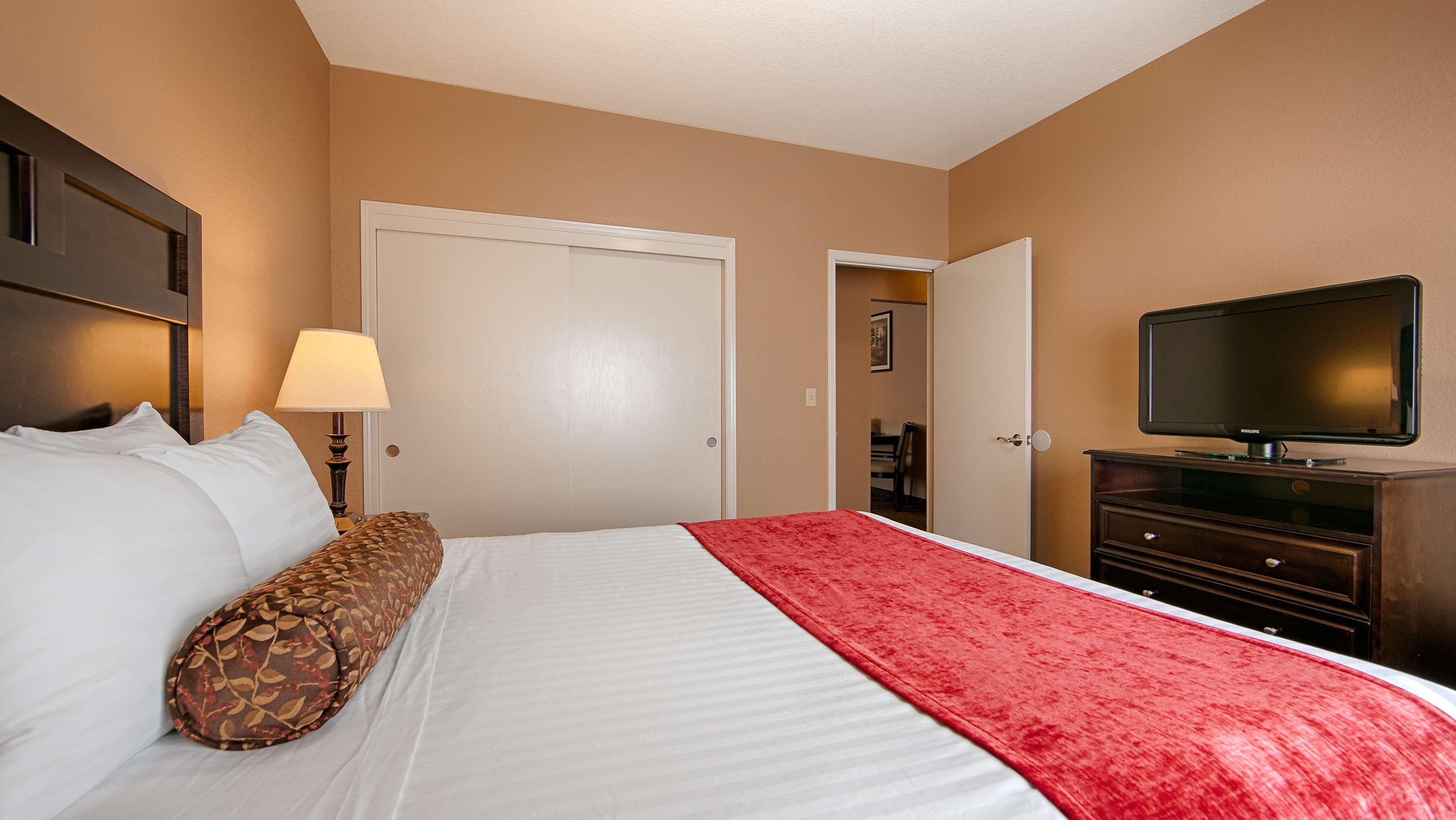 Best Western Country Inn Фортуна Екстер'єр фото