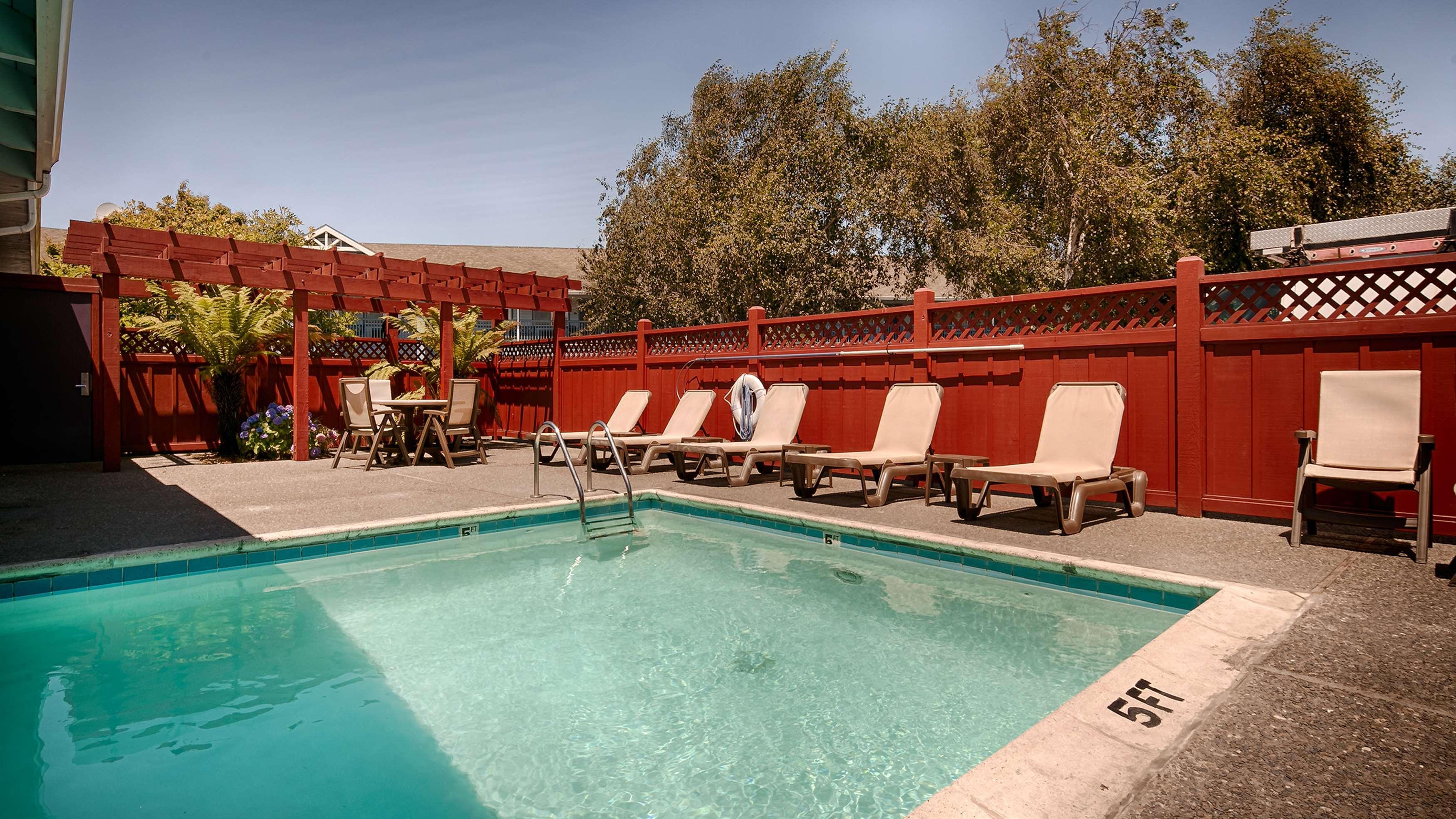 Best Western Country Inn Фортуна Екстер'єр фото